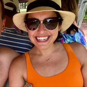 Meet your Posher, Aimee